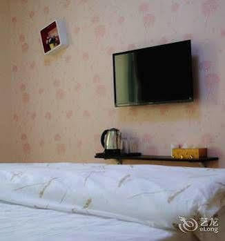 Kunming Colorful Cloud Apartment Hotel Exterior photo